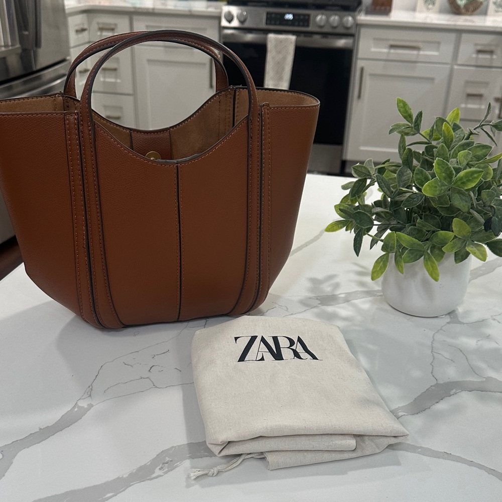 Zara Chestnut Brown Tote